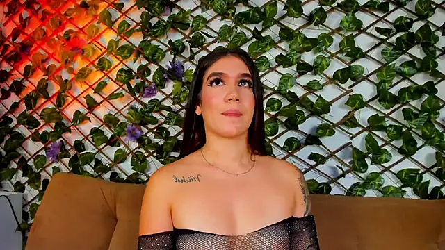 kloe bella online show from 09/16/25, 01:12