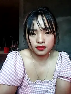 Snapshot of Lee_coope chatting on 10/13/25, 03:17 Lee coope online show from 10/13/25, 03:17