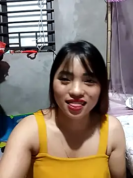 Snapshot of Lee_coope chatting on 10/19/25, 12:06 Lee coope online show from 10/19/25, 12:06