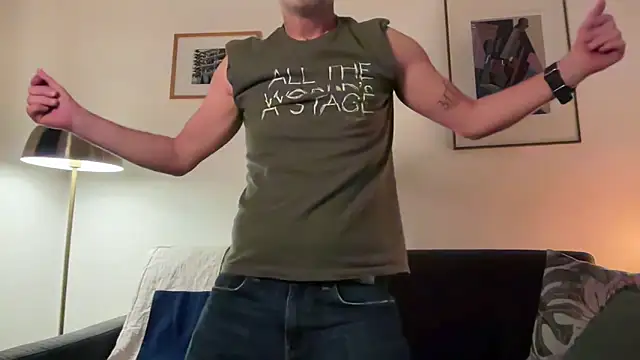 Milkywaymen online show from 04/29/26, 07:53