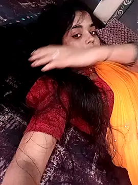 Snapshot of Rachna_Love chatting on 10/08/25, 06:33 Rachna Love online show from 10/08/25, 06:33