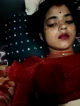 Snapshot of Rachna_Love chatting on 10/23/25, 12:43 Rachna Love online show from 10/23/25, 12:43