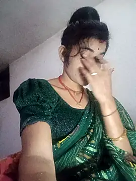 Snapshot of Rachna_Love chatting on 11/01/25, 03:25 Rachna Love online show from 11/01/25, 03:25