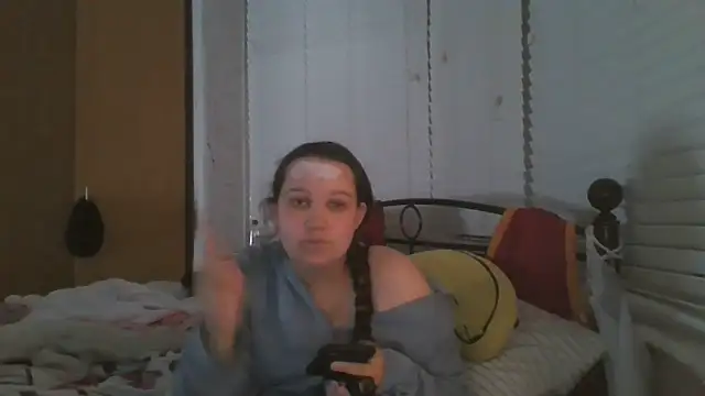 Snapshot of lu_official1 chatting on 11/12/25, 08:08 lu official1 online show from 11/12/25, 08:08