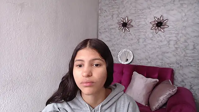 Evagirl69 online show from 02/19/26, 12:12