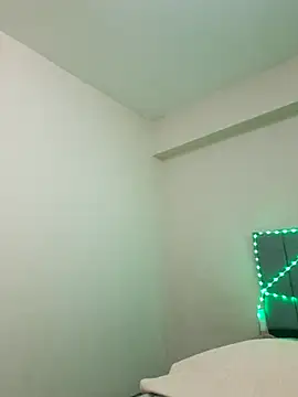 Vickysweeeettt online show from 04/11/26, 05:50