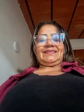 Vickysweeeettt online show from 04/18/26, 09:04