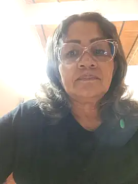 Vickysweeeettt online show from 05/15/26, 01:56