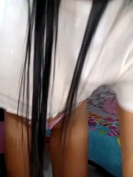 Snapshot of AlisSon__hot chatting on 10/18/25, 01:23 AlisSon hot online show from 10/18/25, 01:23