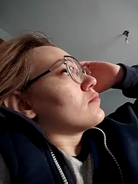 AlisaWyn online show from 01/18/26, 04:05