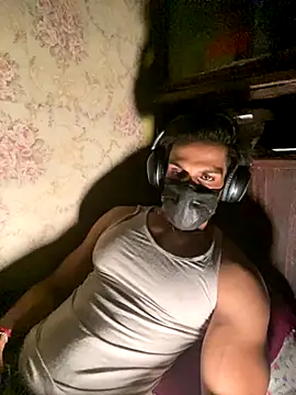 Snapshot of fitxrs chatting on 09/25/25, 05:49 fitxrs online show from 09/25/25, 05:49