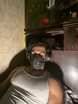 Snapshot of fitxrs chatting on 09/26/25, 10:52 fitxrs online show from 09/26/25, 10:52