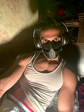 Snapshot of fitxrs chatting on 09/30/25, 07:19 fitxrs online show from 09/30/25, 07:19