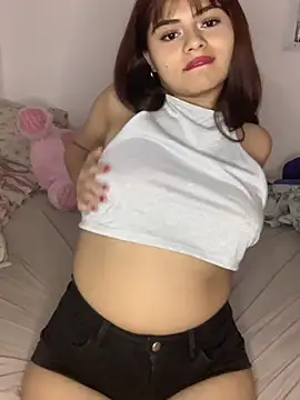 Snapshot of You_dirty_girl18 chatting on 11/09/25, 03:49 You dirty girl18 online show from 11/09/25, 03:49