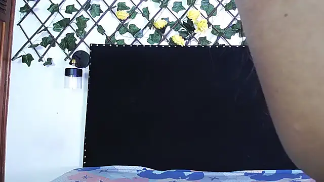 vyumekoper online show from 10/25/25, 11:51