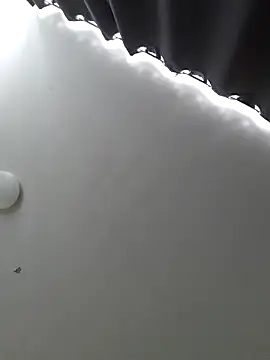 caronicole77 online show from 11/06/25, 09:37