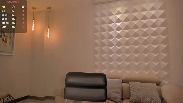 Snapshot of BonnyRose chatting on 10/25/25, 07:41 BonnyRose online show from 10/25/25, 07:41