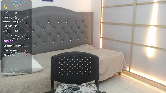 Eilish hall online show from 12/18/25, 11:22