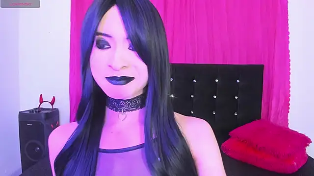 Snapshot of cutenaked_8 chatting on 07/25/26, 11:57 cutenaked 8 online show from 07/25/26, 11:57