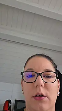 Swiss Lady online show from 11/27/25, 09:44