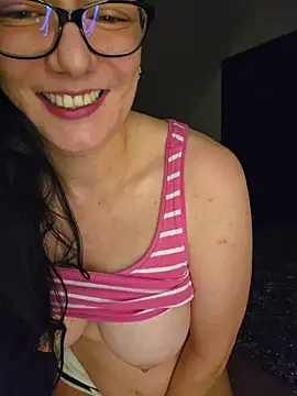 Snapshot of Swiss_Lady chatting on 06/28/26, 01:55 Swiss Lady online show from 06/28/26, 01:55
