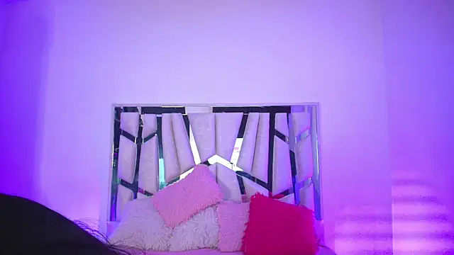 Snapshot of melody__stone chatting on 09/14/25, 04:00 melody stone online show from 09/14/25, 04:00