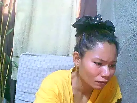 Snapshot of Sweeetgurll chatting on 04/26/26, 02:42 Sweeetgurll online show from 04/26/26, 02:42