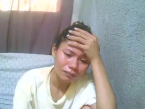 Snapshot of Sweeetgurll chatting on 05/17/26, 12:19 Sweeetgurll online show from 05/17/26, 12:19