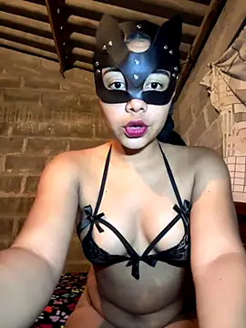 Kyra  Rose online show from 10/31/25, 01:39