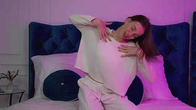 VeronicaVances online show from 02/25/26, 06:28