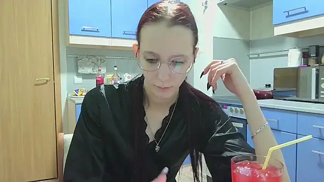 Lucy Divine online show from 12/17/25, 10:49