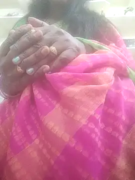 Snapshot of hotmahitha chatting on 05/04/26, 04:30 hotmahitha online show from 05/04/26, 04:30