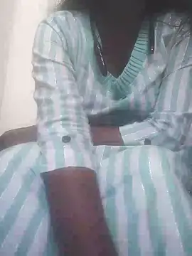 Snapshot of hotmahitha chatting on 05/10/26, 07:46 hotmahitha online show from 05/10/26, 07:46