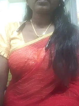 Snapshot of hotmahitha chatting on 05/19/26, 06:14 hotmahitha online show from 05/19/26, 06:14