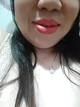 Julyy08 online show from 02/22/26, 07:40