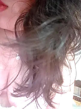 Julyy08 online show from 03/18/26, 04:59