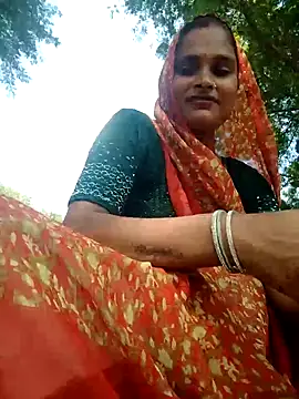 Snapshot of Sapna9685 chatting on 09/13/25, 08:36 Sapna9685 online show from 09/13/25, 08:36
