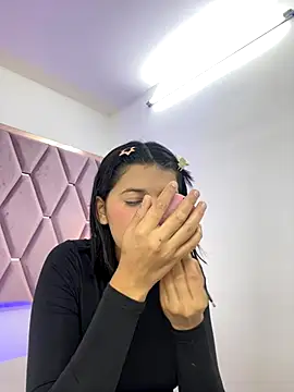 MaskedGirl  online show from 09/28/25, 11:59