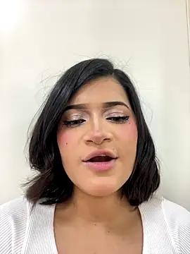 MaskedGirl  online show from 11/18/25, 04:44