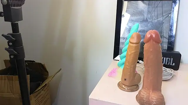 Sophia moo  online show from 05/13/26, 02:53