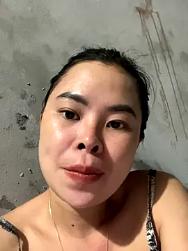 Snapshot of han-cute chatting on 10/06/25, 01:08 han-cute online show from 10/06/25, 01:08