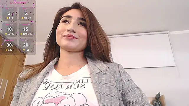 Snapshot of linda_morgan1 chatting on 11/08/25, 12:27 linda morgan1 online show from 11/08/25, 12:27