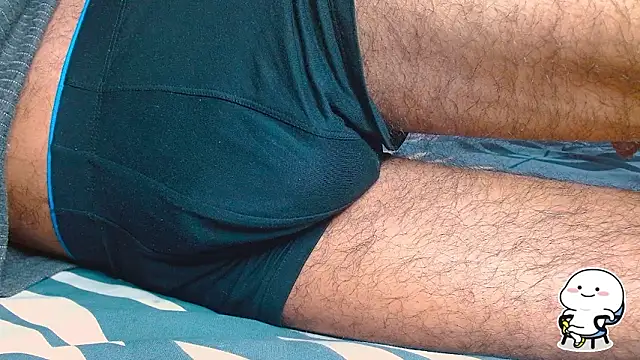 Snapshot of funndudd chatting on 02/10/26, 04:33 funndudd online show from 02/10/26, 04:33