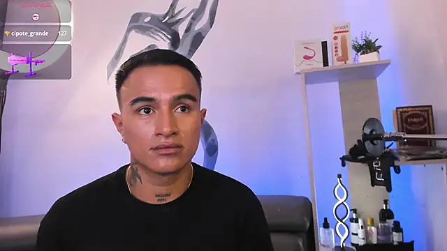 LiamDeep online show from 12/05/25, 01:14