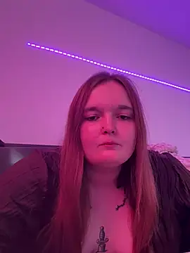 Snapshot of hornyticck chatting on 07/16/26, 03:40 hornyticck online show from 07/16/26, 03:40