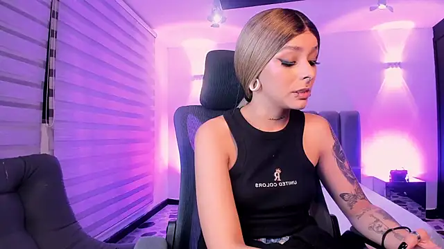 SkyThompson online show from 10/15/25, 04:12