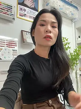 Snapshot of Baby-mmm chatting on 02/27/26, 04:12 Baby-mmm online show from 02/27/26, 04:12