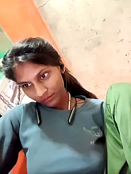 Snapshot of Jyoti_thakurr chatting on 10/08/25, 08:56 Jyoti thakurr online show from 10/08/25, 08:56