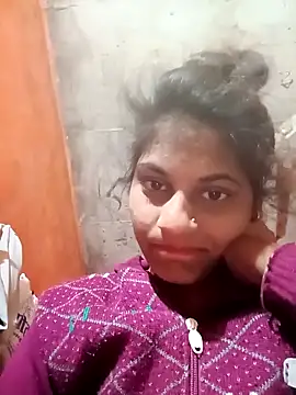 Snapshot of Jyoti_thakurr chatting on 11/19/25, 12:43 Jyoti thakurr online show from 11/19/25, 12:43