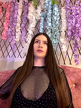 Snapshot of Tegui-sc chatting on 11/13/25, 03:49 Tegui-sc online show from 11/13/25, 03:49